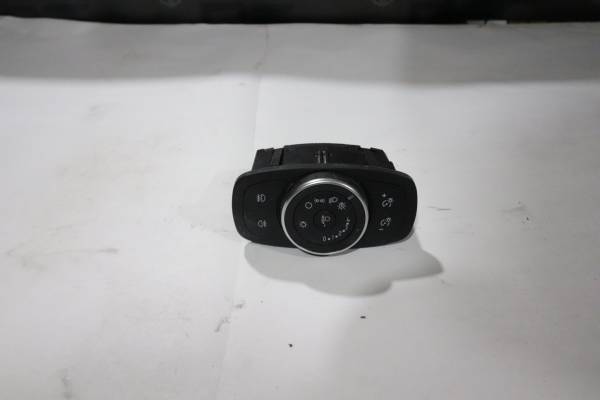 FORD CUSTOM 310 L TREND ÇIKMA PARÇA TRANSİT 2015-2020 SIFIR FAR AÇMA DÜĞMESİ